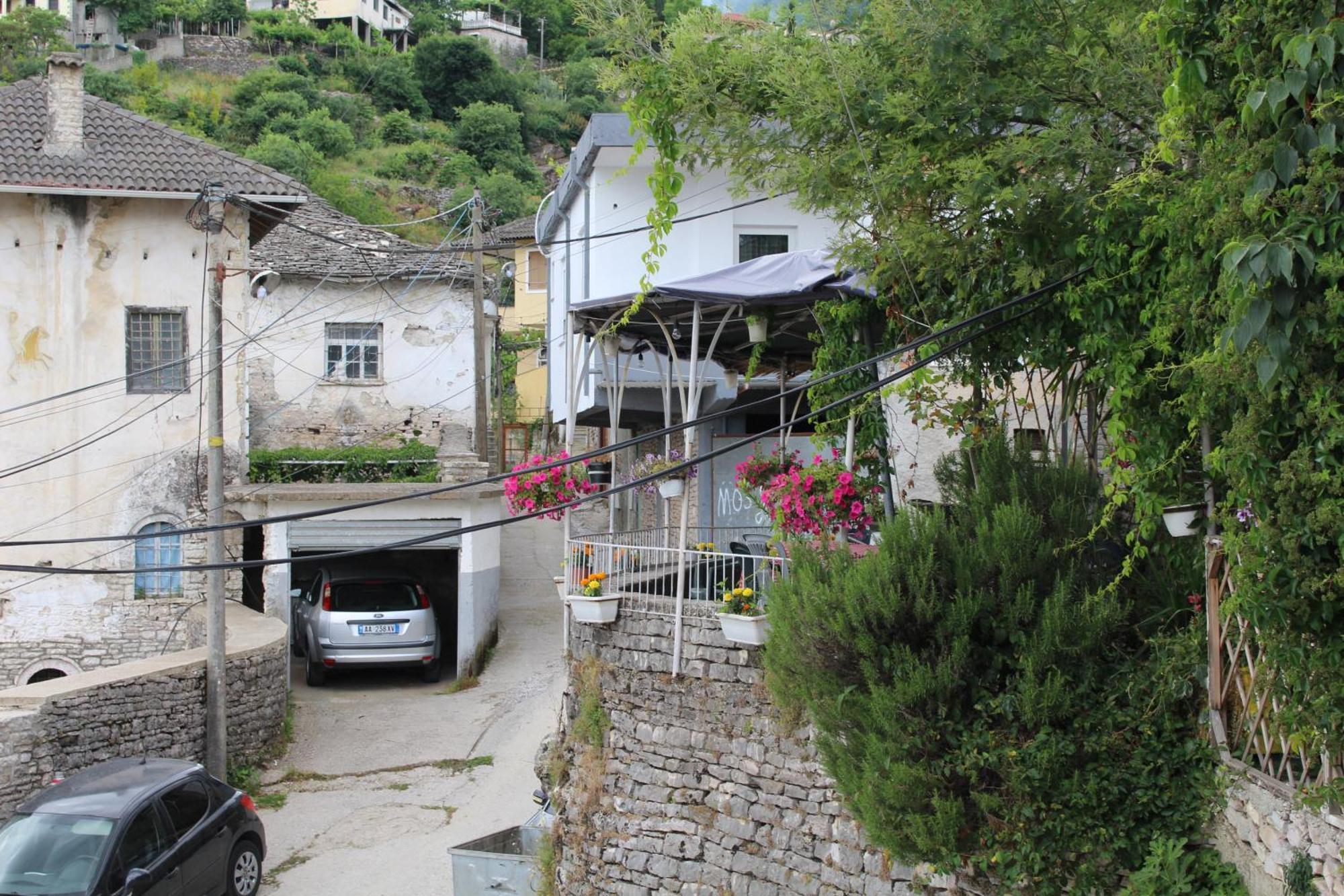 Vila Karagjozi Gjirokaster Ngoại thất bức ảnh